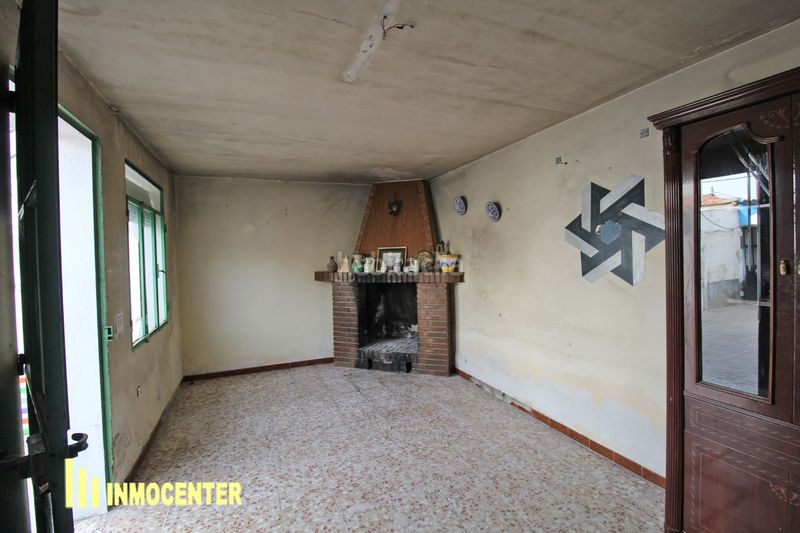 Foto bc1b4753-6eb0-4091-a587-5c1c13453dd1. Casa a calle principal 24 a Fuensalida