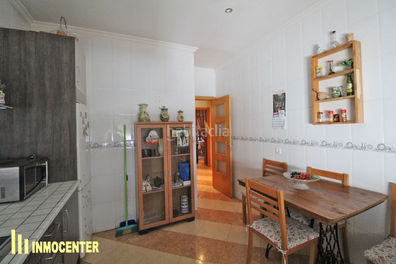 Foto d15bea87-3e02-42b4-844c-a6c5d5e9deb7. Casa aparellada amb calefacció aparcament a Fuensalida