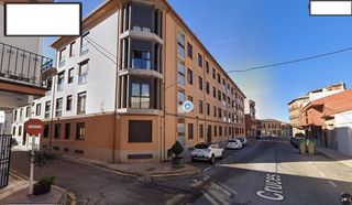 Lloguer Aparcament cotxe a Calle cruces 20. Inmocener ofrece alquiler plaza de garaje en fuensalida