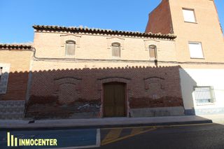 Casa  Calle toledo 2. Antigua bodega con potencial en el corazón del centro