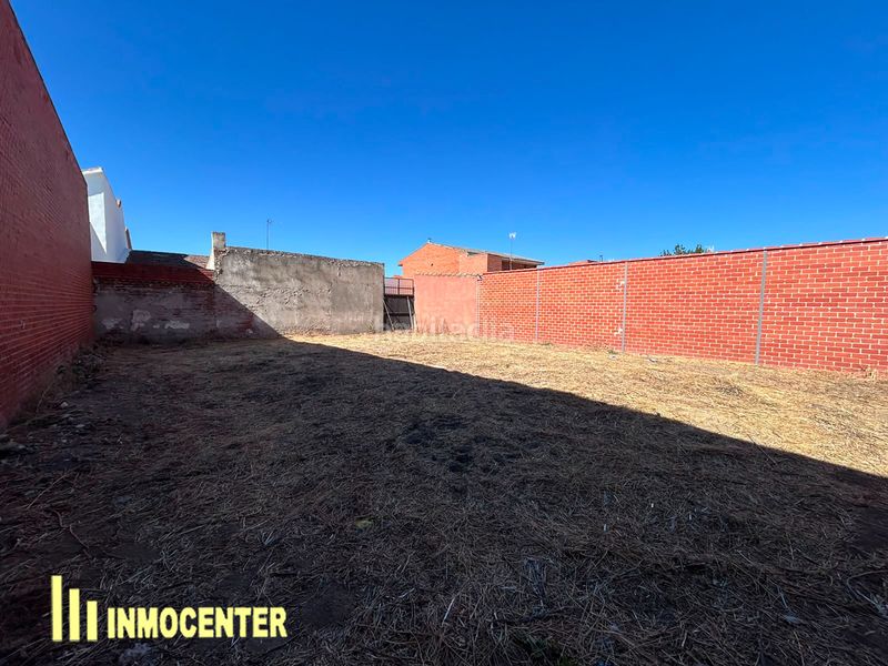 Foto 2668bd56-2848-45d4-8f09-4fecc7dad900. Terreny residencial a Fuensalida