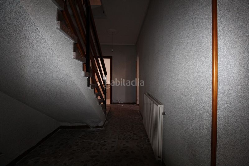 Foto 7da2826a-5fee-447a-a5ea-cdff00773623. Casa amb calefacció aparcament a Fuensalida
