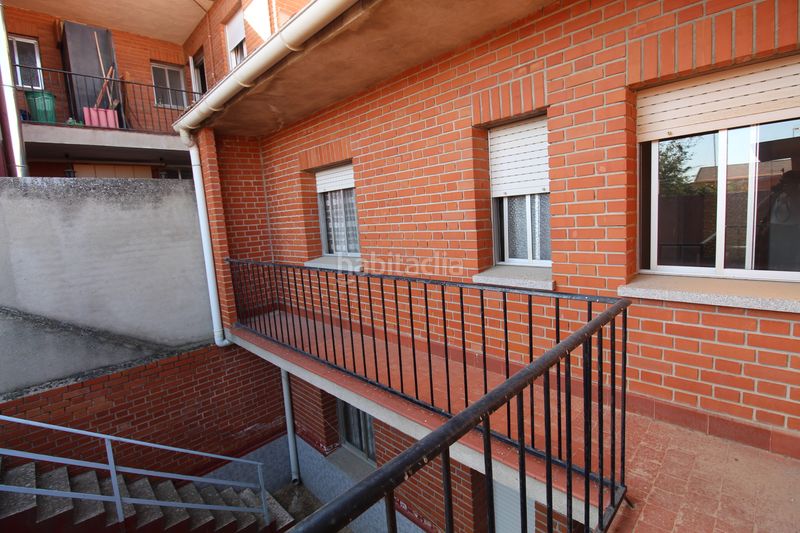 Foto a2969bef-72b8-4460-8ba7-190a430dc78a. Casa amb calefacció aparcament a Fuensalida