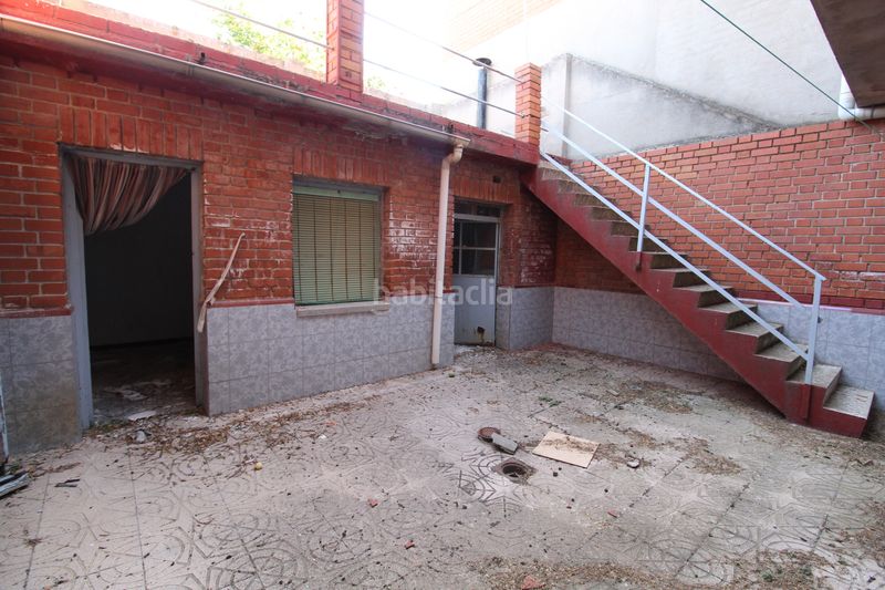 Foto c8f2a9a4-e1e4-4118-af07-33bb36820a42. Casa amb calefacció aparcament a Fuensalida