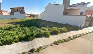 Terreny residencial a Calle toledo 35. Inmocenter ofrece solar urbano en fuensalida (toledo)
