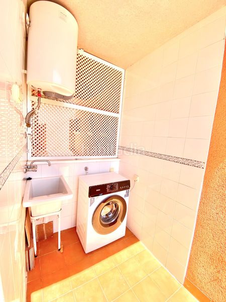 Foto ec0ca309-53f4-44a0-a1c9-6ec744c8fbe9. Apartament amb aparcament piscina a Los Puertos Cartagena