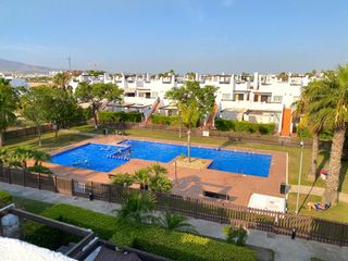 Apartamento  5-6(condado de alhama). Apartamento de 2 dormitorios con gran sol�rium en condado de alh