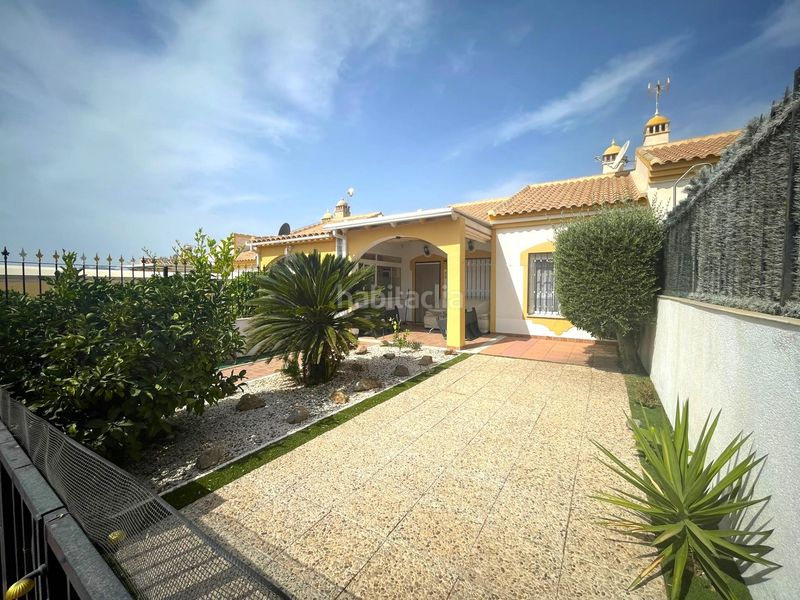 Foto bb550c30-8ebb-4e4d-b9a7-c3f379ba8775. Casa amb aparcament a Mazarrón casco urbano Mazarrón