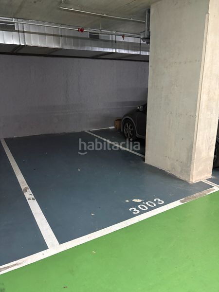 Foto 22a4f8eb-6f05-4b51-8316-48e7154c94bb. Aparcament cotxe a La Nova Esquerra de l´Eixample Barcelona