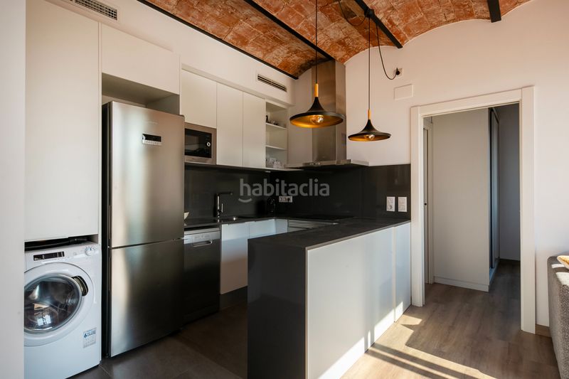 Foto 3e1f0719-b3a5-4978-9be5-69d74dd57f82. Pis a Sant Antoni Barcelona
