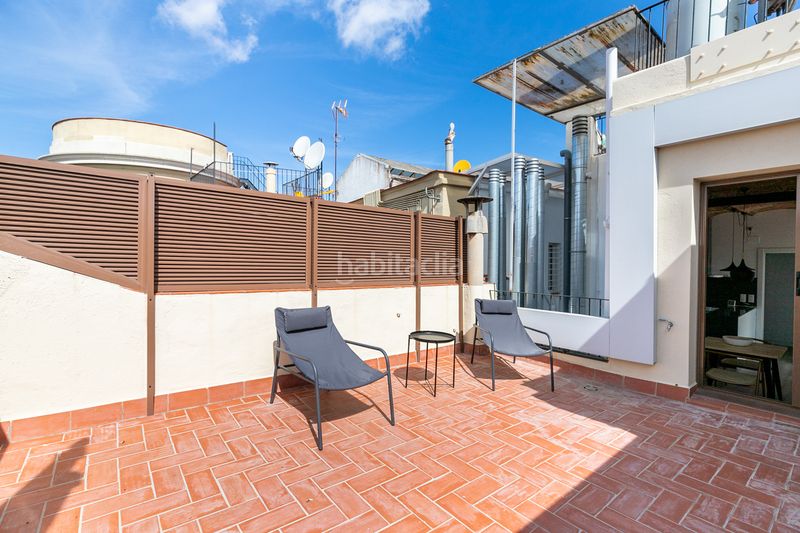 Foto e78c2e6a-be12-484c-9634-068d998b08a5. Piso ático en av paral·lel con dos terrazas en Sant Antoni Barcelona
