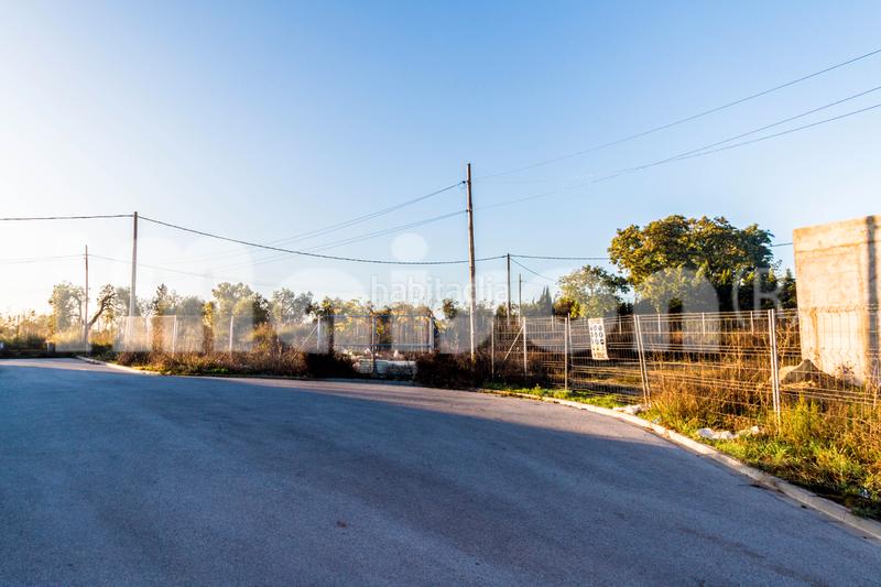 Foto dc4c6b83-d34b-421e-a2b1-168ec53fe71c. Terreno residenziale in La Motilla - Fuente del Rey Dos Hermanas