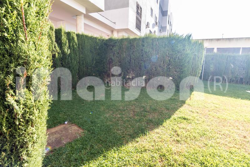 Foto daa2bcb0-c156-427a-9b4c-db19efdd85eb. Local comercial en avenida de españa 201 en Centro - Doña Mercedes Dos Hermanas