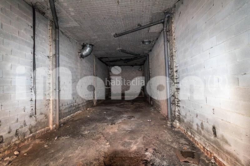 Foto 75869167-ddab-48e1-9f58-b45cb1ccf653. Locale commerciale in avenida de españa 201 in Centro - Doña Mercedes Dos Hermanas