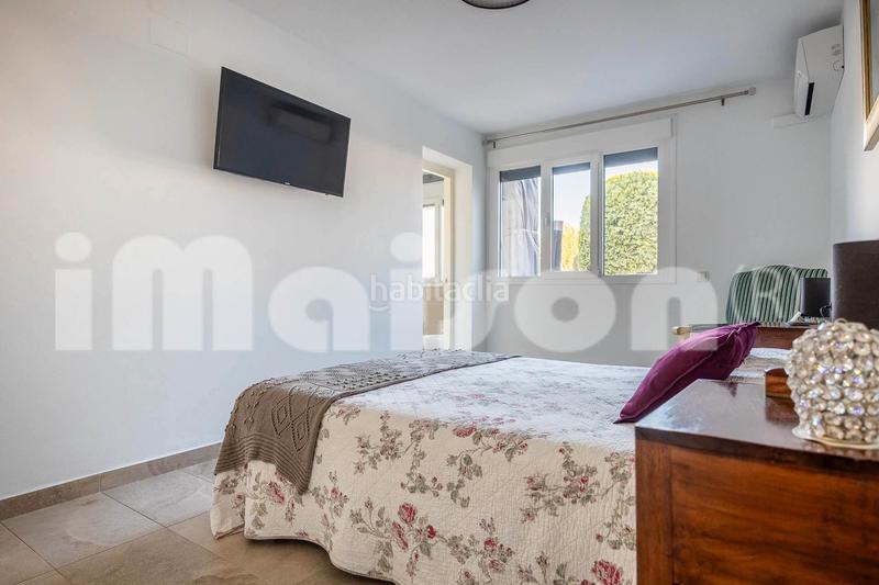 Foto e00b54dc-27fa-4b51-a3de-368df980e3c7. Chalet avec cheminée chauffage parking piscine dans Alcalá de Guadaira