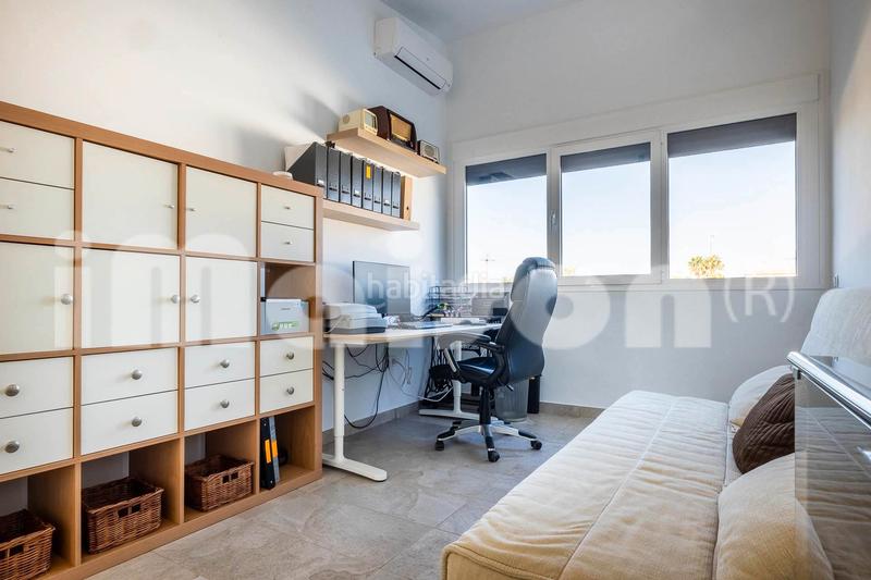 Foto 2ad34f2e-37a3-4e8f-821f-d006a527ef4f. Xalet amb xemeneia calefacció aparcament piscina a Alcalá de Guadaira