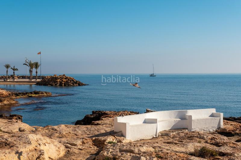 Foto 9c31a254-d501-4033-b774-ffe8ea1b155e. Apartamento  con gran terraza y vistas al mar en la mata en Torrevieja