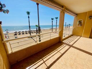 Apartamento  Calle mayor. Apartamento con gran terraza y vistas al mar en la mata