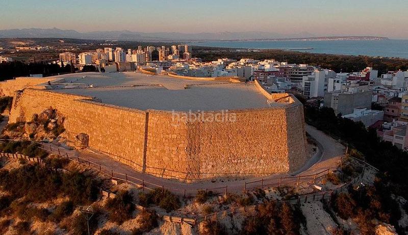 Foto fe7cd80b-ad15-40fe-820a-69d431b0c498. Apartament amb piscina a Puerto Deportivo Guardamar del Segura