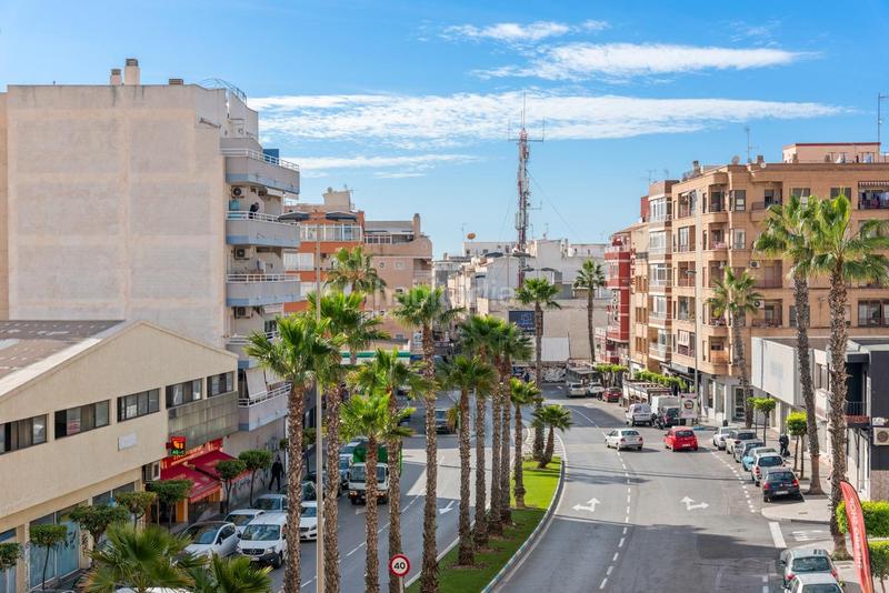 Foto 18589ec0-dc6b-49ef-ab5e-ce0de4d83734. Apartament amb aparcament a El Molino Torrevieja