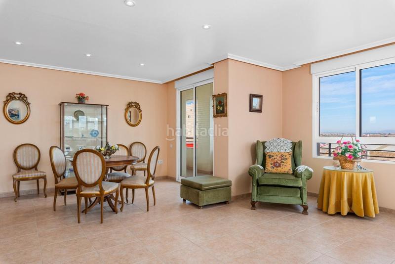 Foto 50007d3f-d242-4f95-9237-ced9e845421c. Apartament amb aparcament a El Molino Torrevieja
