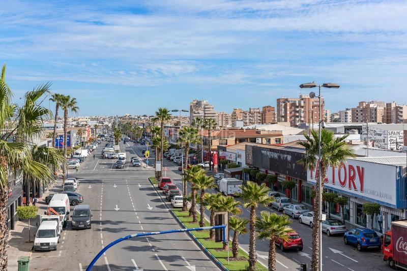 Foto 98f19668-52ac-43bd-84f7-012709196eb0. Apartament amb aparcament a El Molino Torrevieja