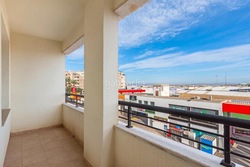 Foto 9cbb1f9e-fc89-43f2-ad5e-3c0df2c23d37. Apartament amb aparcament a El Molino Torrevieja