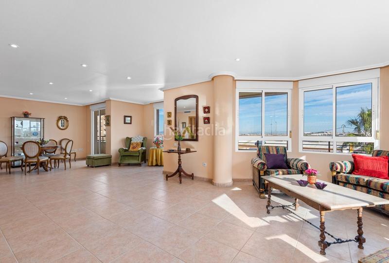 Foto b84b6a39-4c6b-4c38-8a55-9d6dc104ba85. Apartament amb aparcament a El Molino Torrevieja