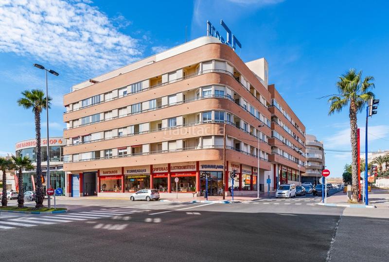 Foto c064d59b-d833-4ad6-a7c6-d6b098c92556. Apartament amb aparcament a El Molino Torrevieja