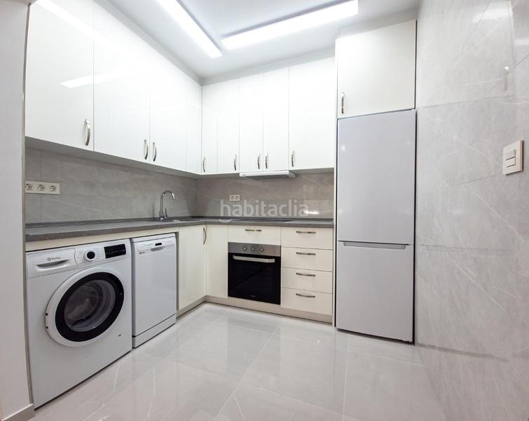 Foto 3ca22a7e-089e-4024-b94a-8f414e59f2c9. Planta baja apartamento completamente reformado con licencia turística en Torrevieja
