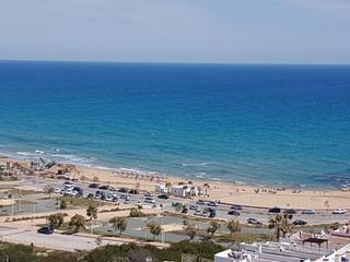 Apartamento  Calle guadalajara. Impresionante apartamento con vistas panorámicas a la playa