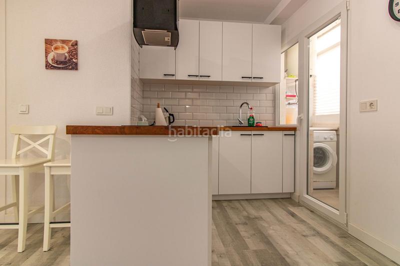 Foto 0f6d7031-6a44-463c-82da-c46d945af8e0. Apartamento impresionante apartamento en primera linea con licencia turística en Torrevieja
