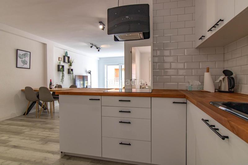 Foto 9f76615a-2f20-4680-92dc-ca534df7600f. Apartamento impresionante apartamento en primera linea con licencia turística en Torrevieja