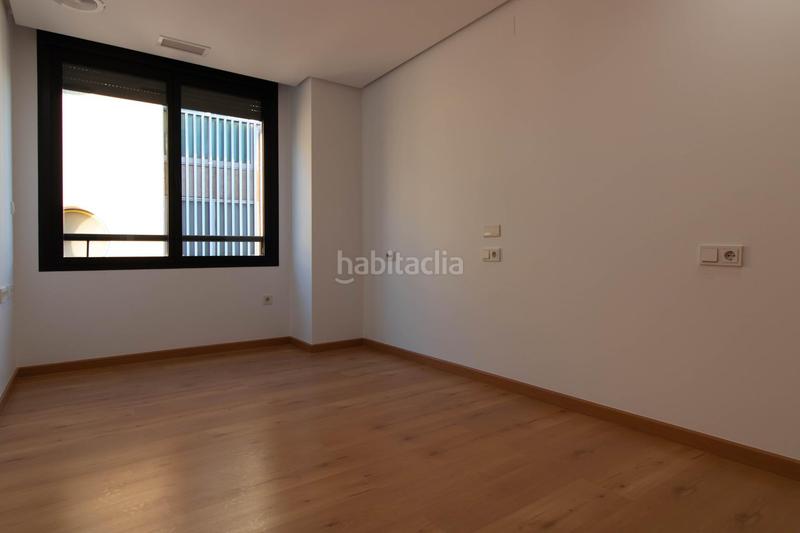 Foto 523a8e75-9339-4503-8895-e106eff887bb. Apartamento amplio apartamento seminuevo en primera línea en Torrevieja