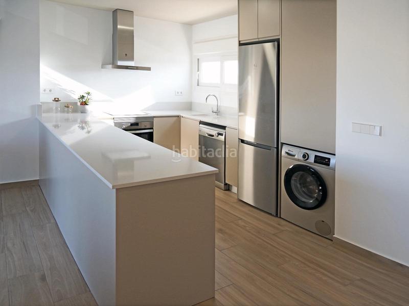 Foto f3f844fd-5d3a-4162-a90e-faddf87b8ab7. Erdgeschoss mit parking pool in Desamparados - Hurchillo - Torremendo Orihuela