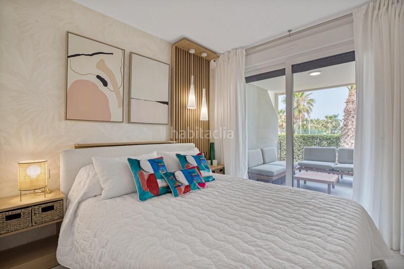 Foto 72ef0e99-2afb-4541-a02a-2c01ff0aed96. Apartamento  de lujo a 120m de la playa en Torrevieja