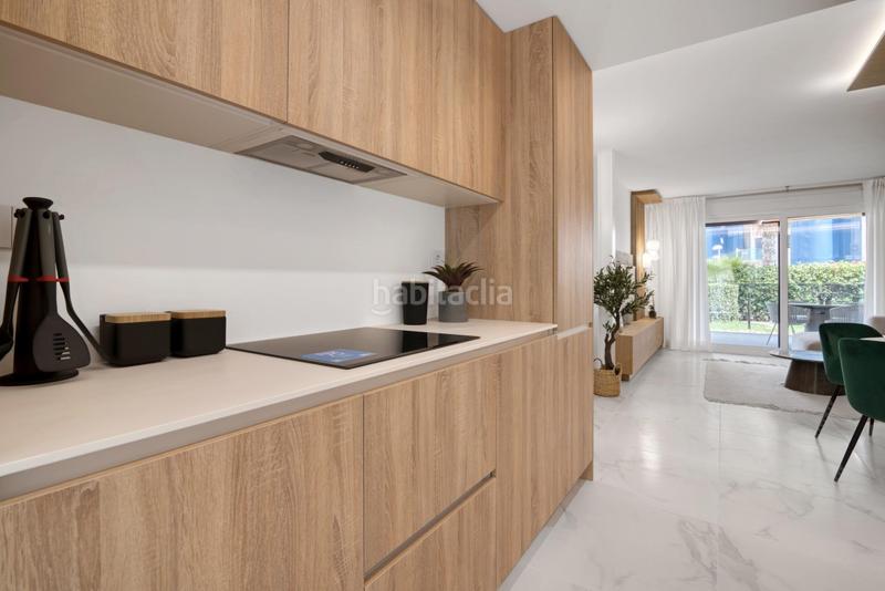 Foto fc9a1088-e0c3-4d20-b000-9df4b9daad0d. Apartament amb aparcament piscina a Punta Prima Torrevieja