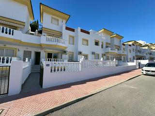 Casa  Calle sierra de gredos. Bungalow reformado a un paso de campo de golf