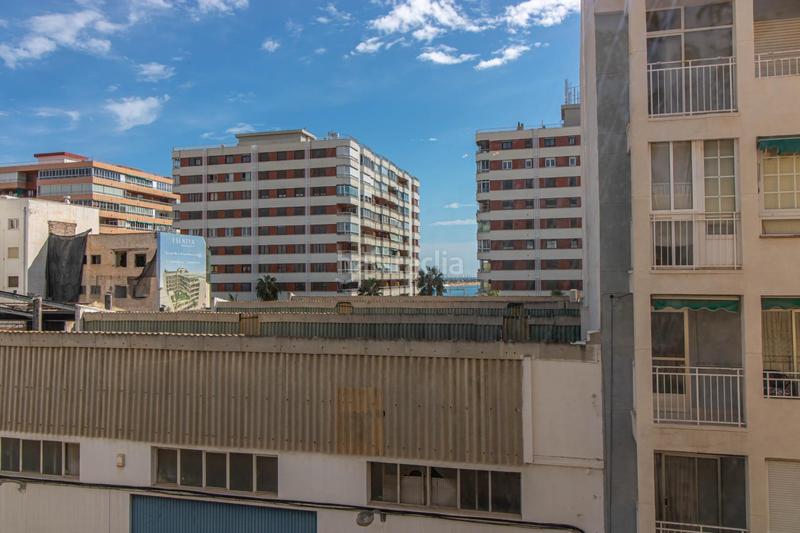 Foto b92b9c8d-50c5-4223-9b1f-3920c0953104. Flat with heating in El Acequión Torrevieja