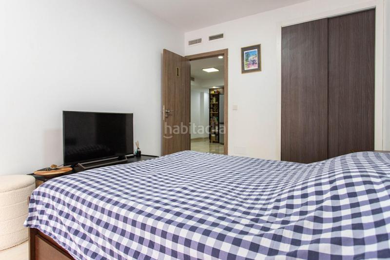 Foto dccd476e-4dd0-4e97-b59c-02a491da599c. Pis a Centro - Muelle Pesquero Torrevieja