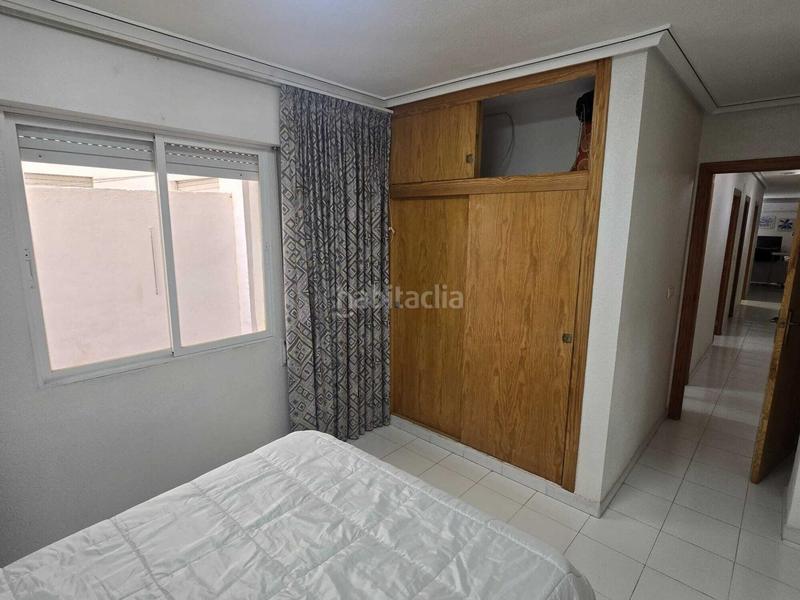 Foto 1fe2a67d-b516-4ce9-ac9e-cfc818cbb7be. Apartamento  amplio y céntrico en Las Piscinas Naturales Torrevieja