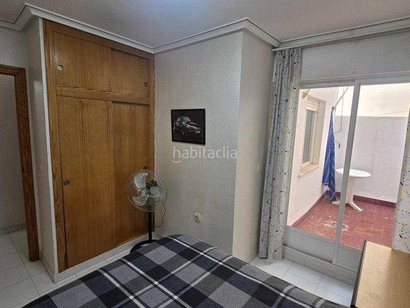 Foto 211dd3ed-dd38-4642-aa1a-6d703d549ebf. Apartamento  amplio y céntrico en Las Piscinas Naturales Torrevieja