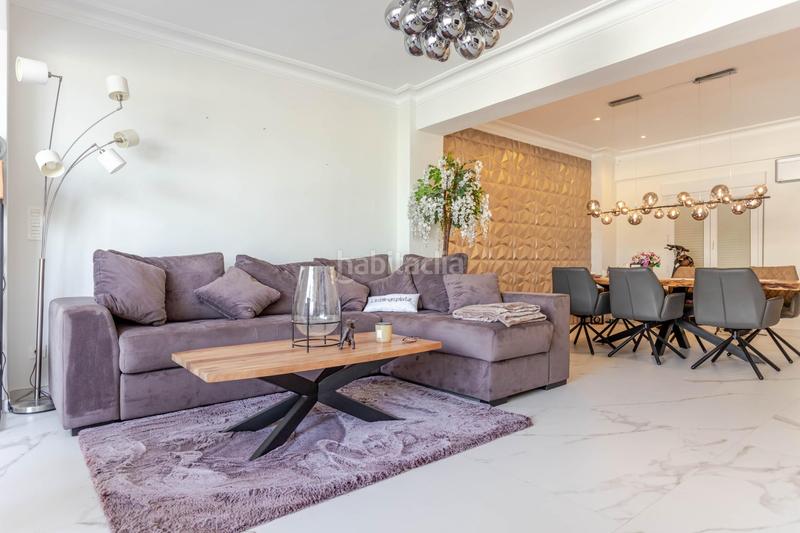 Foto 3aea48dd-58e8-423b-9c3a-565277a6f702. Piso espectacular piso reformado con vistas al puerto en Torrevieja