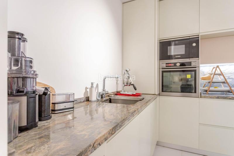 Foto 4ed72ed6-3c5e-43ad-952f-dd5bd3dcea6e. Piso espectacular piso reformado con vistas al puerto en Torrevieja