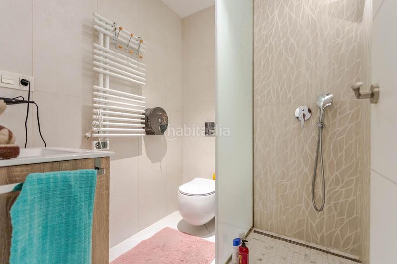 Foto f0c6b677-cbd4-42d2-9180-a6f6a77912ac. Piso espectacular piso reformado con vistas al puerto en Torrevieja