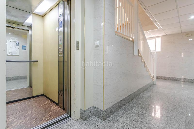 Foto 60ec37c8-1bfd-446c-aa89-8d83d9dd230f. Piso luminoso piso de 3 dormitorios a 150 metros de la playa del cura con garaje en Torrevieja