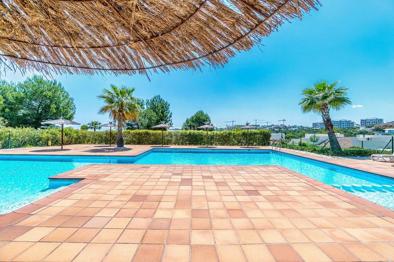 Foto 463a3a21-3f0e-4d64-b100-c5fff7bb0bb9. Apartamento privilegiado apartamento en las colinas golf country club en Orihuela