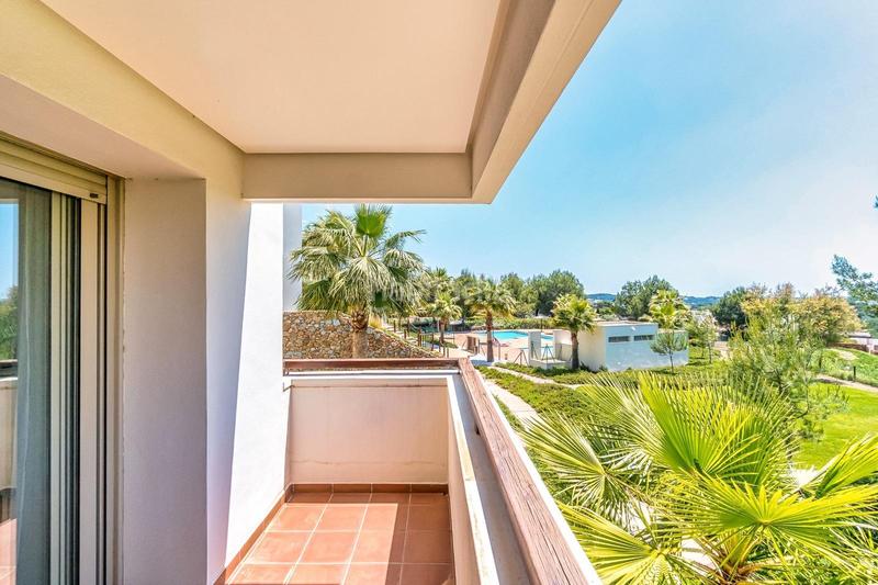 Foto 5cb597e0-63c7-4955-b783-d593f0a1d7b2. Apartamento privilegiado apartamento en las colinas golf country club en Orihuela