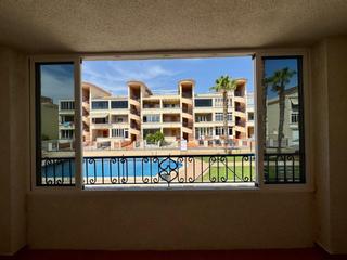 Pis  Calle rosa-villa rosa. Piso de 2 habitaciones completamente reformado en una de las mej