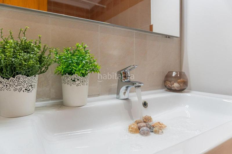 Foto 27570ae1-056e-4823-9d15-0bb2df1a1f09. Casa adossada amb aparcament piscina a Zona Carrefour - Urbanizaciones Torrevieja